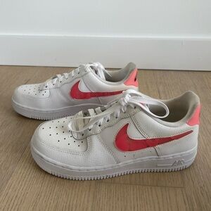 Nike Womens Air Force 1 ‘07 SE ‘Love For All - Sunset Pulse’ Size 7